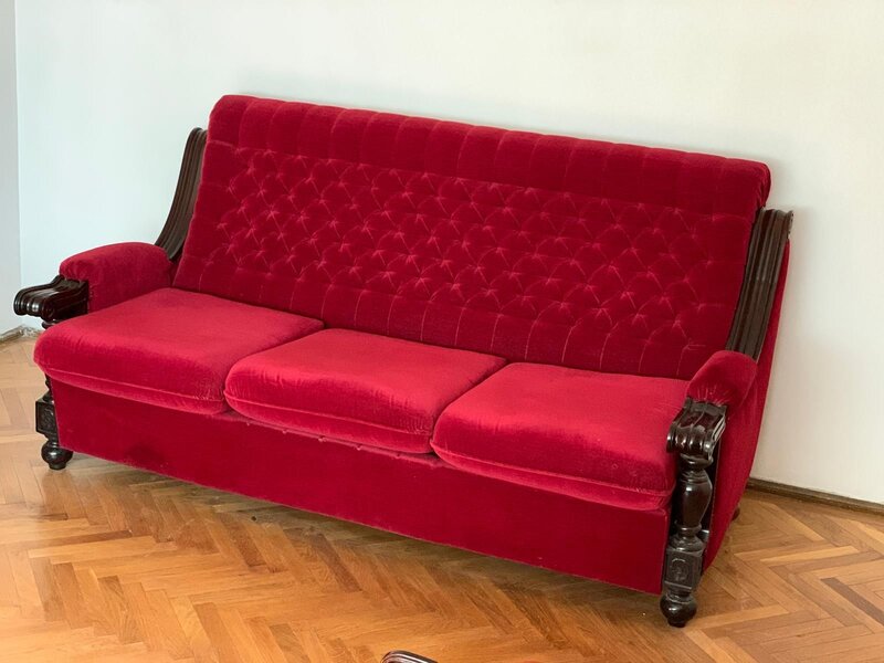 Vanzare biblioteca, canapea cu fotolii, comoda TV