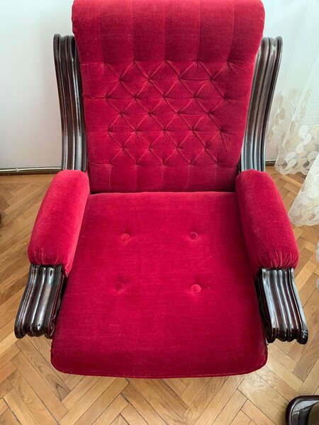 Vanzare biblioteca, canapea cu fotolii, comoda TV