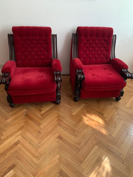 Vanzare biblioteca, canapea cu fotolii, comoda TV